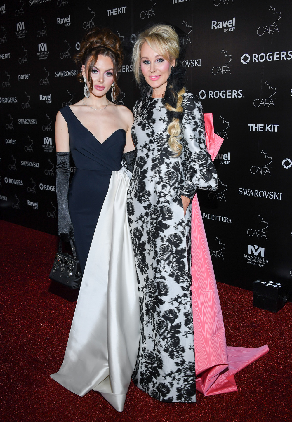 2019GALA_RedCarpet_024