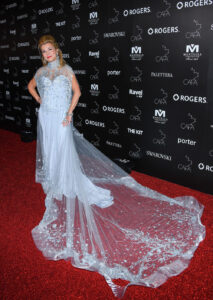 2019GALA_RedCarpet_034