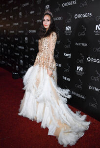 2019GALA_RedCarpet_045